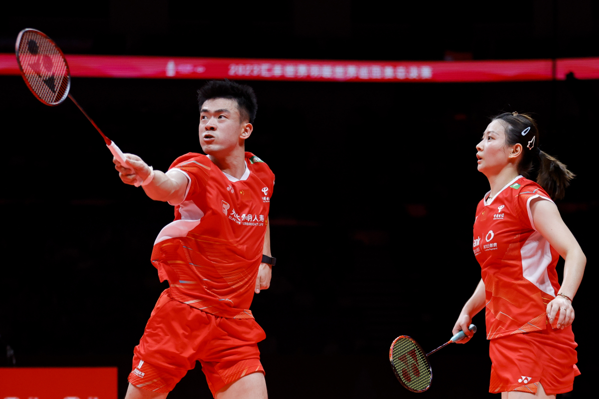 爱游戏体育-惊天逆转！体操战队挺进四强