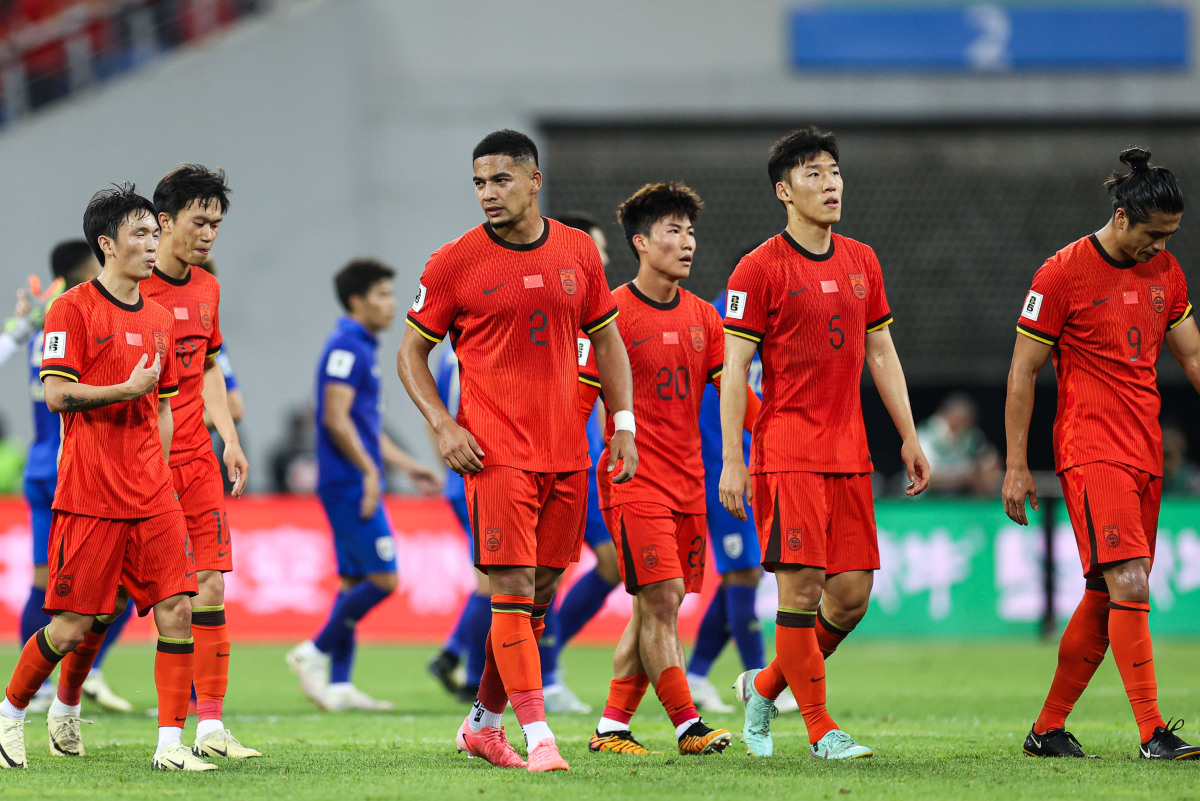 泰国队险胜法国队，郑思维刷新纪录