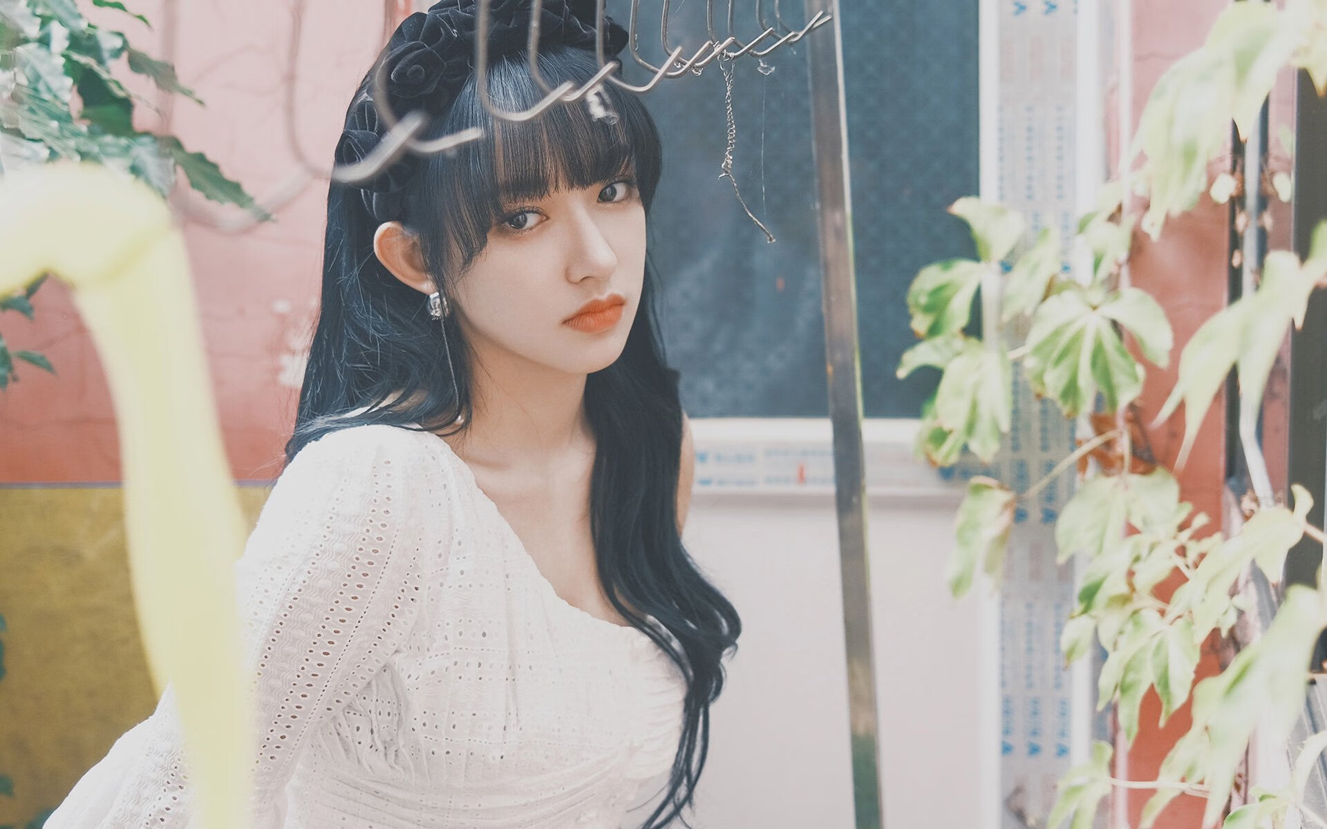 掌纹间的脉搏，奥纳纳用节奏雕刻尼斯对苏格兰的麦田收割