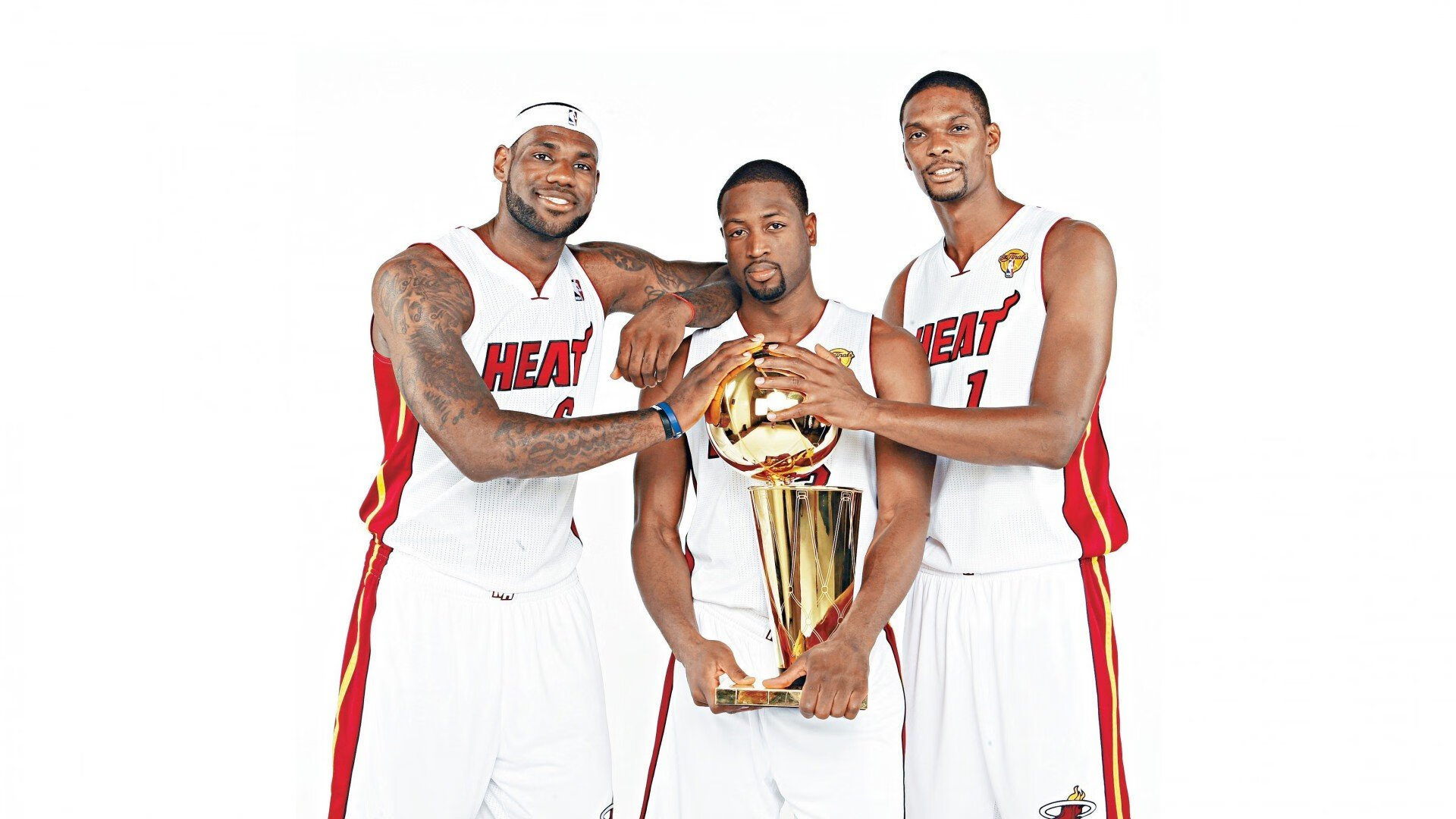 当沉默的风暴穿越宇宙,2026世界杯之夜,西亚卡姆在混沌球场上定义无解