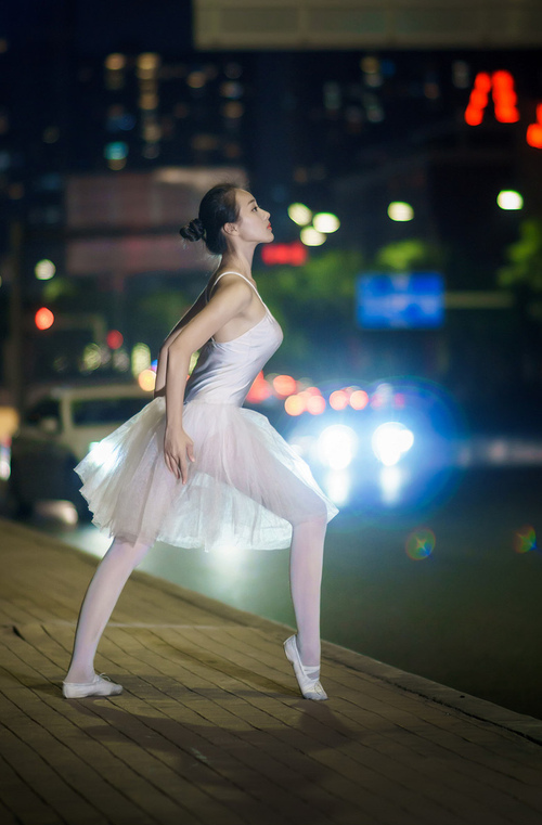 蓝桥铁壁与潘帕斯利刃，一场定义时代的碰撞